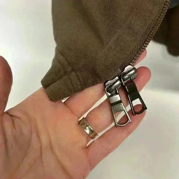 Soft surroundings sized small, brown, zip up jacket embroidered back pockets - Picture 5 of 6